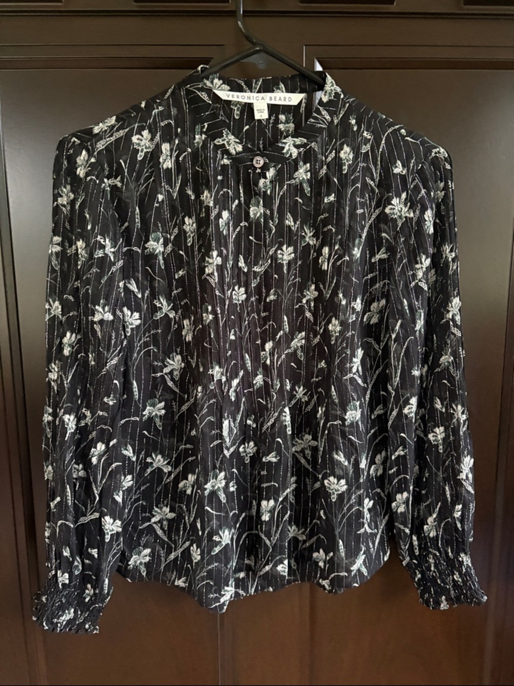 EUC Veronica Beard Black Floral Shimmer Blouse Size 0